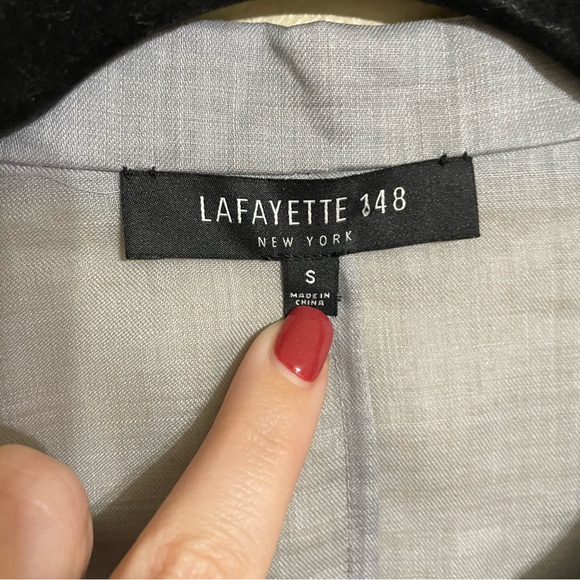 LAYFAYETTE 148 light grey‎ button up blouse with cardigan flaps in front size s - Picture 4 of 6